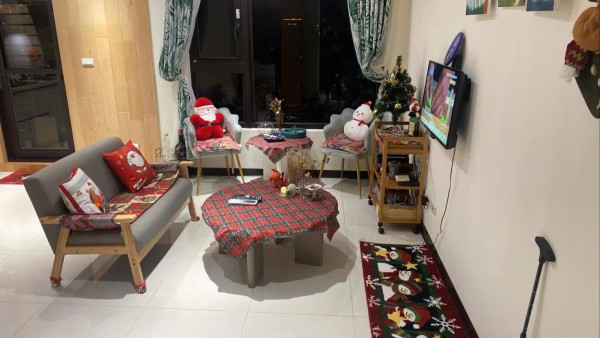 Ocean’s House No.3-1: High-Floor Scenic Apartment near Longshan Temple <2 Bedrooms + 2 Living Spaces + 1 Bathroom + 1 Balcony — Up to 6 Guests>