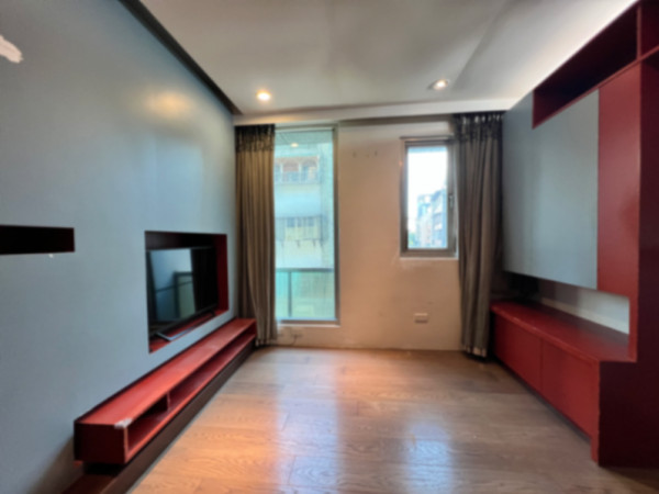 台電大樓站電梯獨立套房MRT Elevator Independent Suite